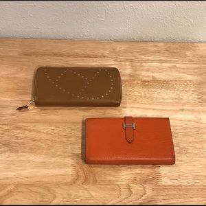 (2) Hermes Style Wallets
